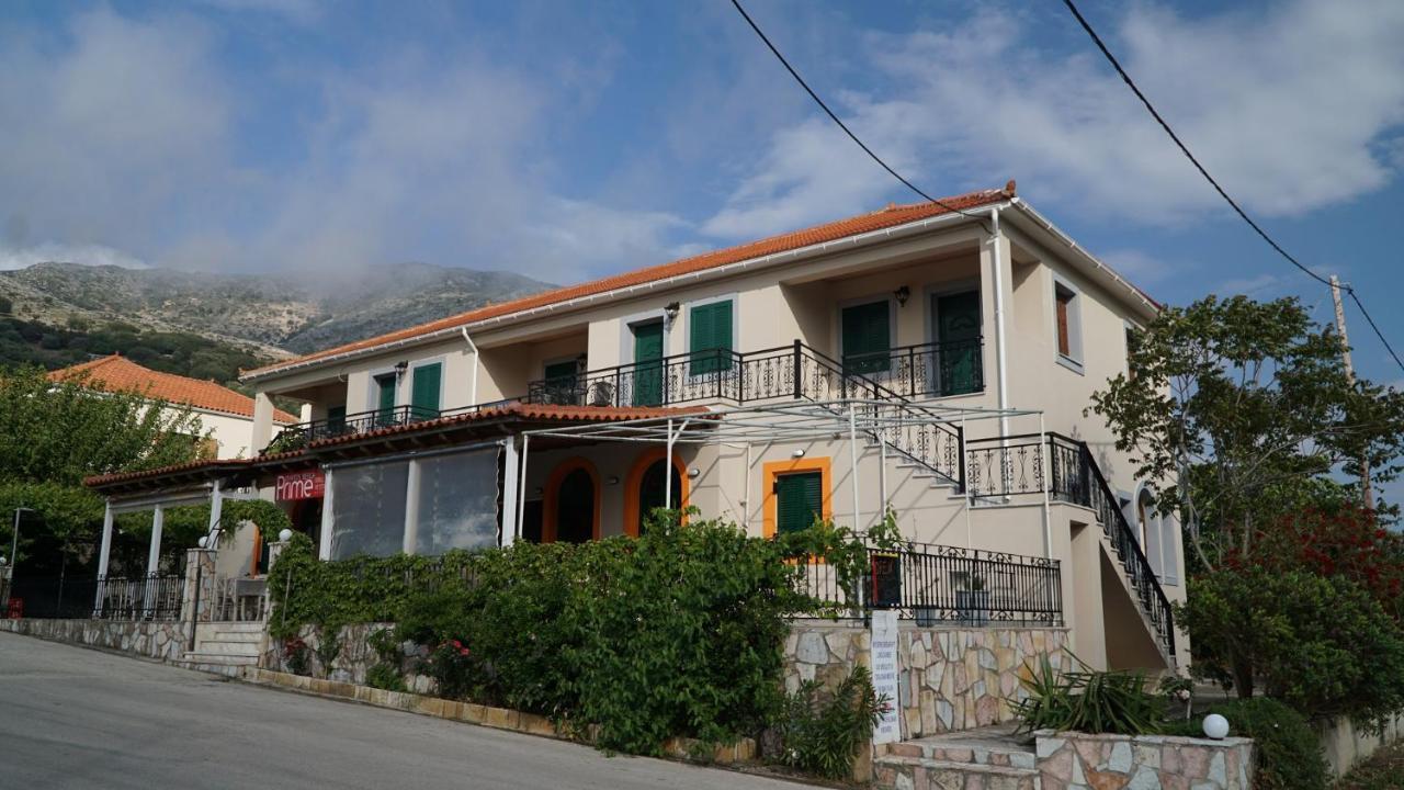 Studio Apartments A Breath Away From Myrtos By "Prime" Anomeria Bagian luar foto